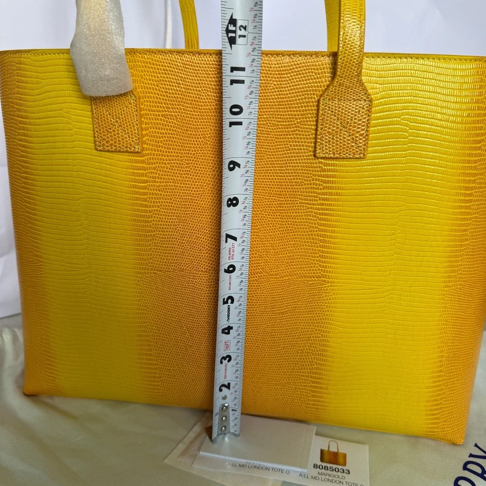 Burberry from dust
