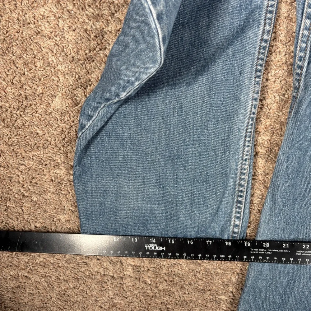 Levis red style