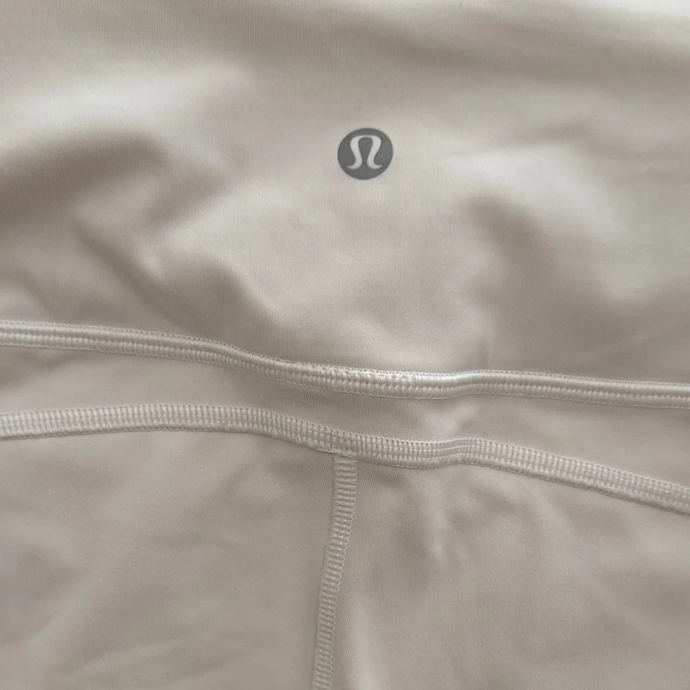 lululemon athletica soft stretchy
