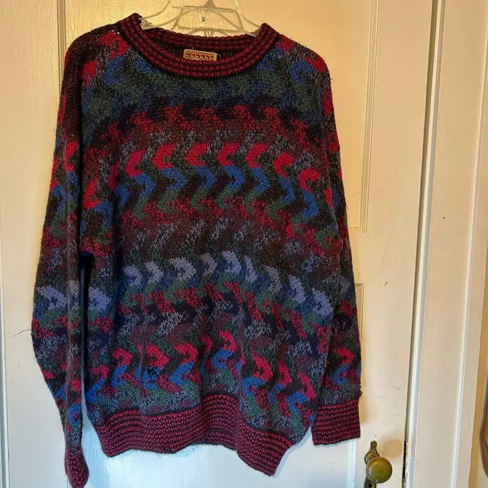 VTG Paititi Woolens Co Juneau Alaska Men’s 100% alpaca sweater. Size L