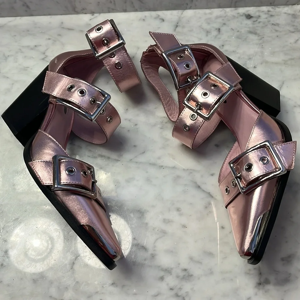 Jeffrey Campbell tag as sticky