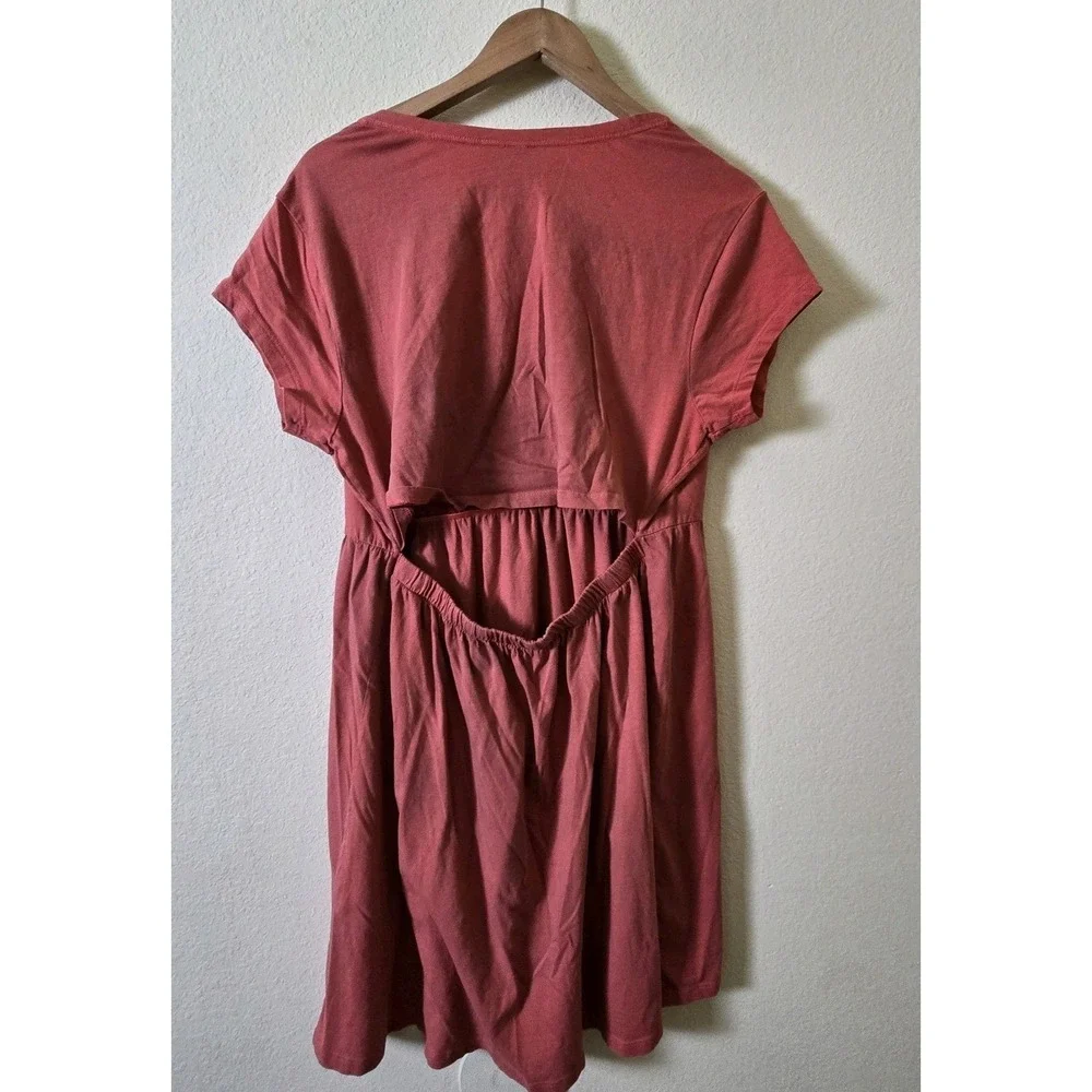 Volcom small neck other