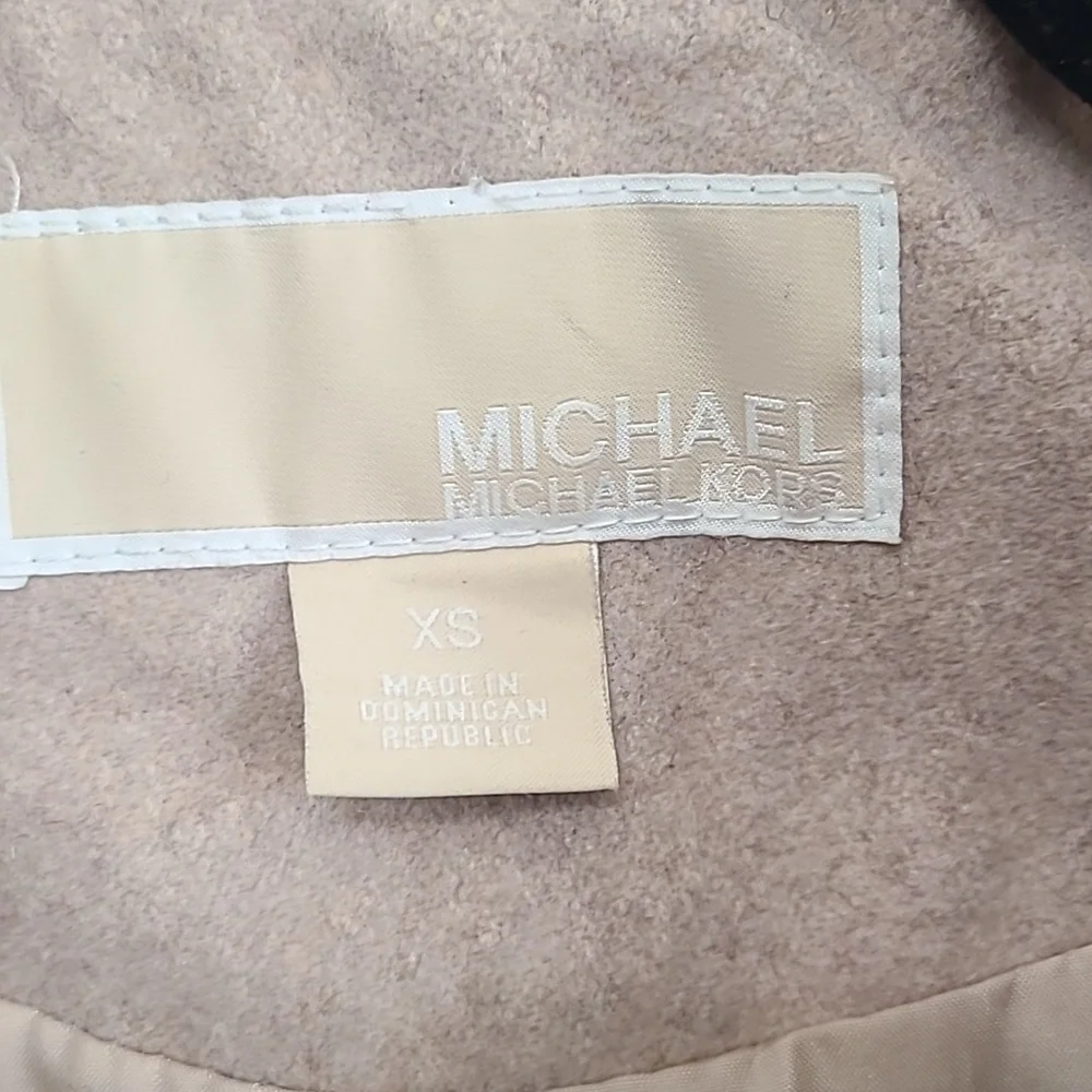 Michael Kors tan xs winter