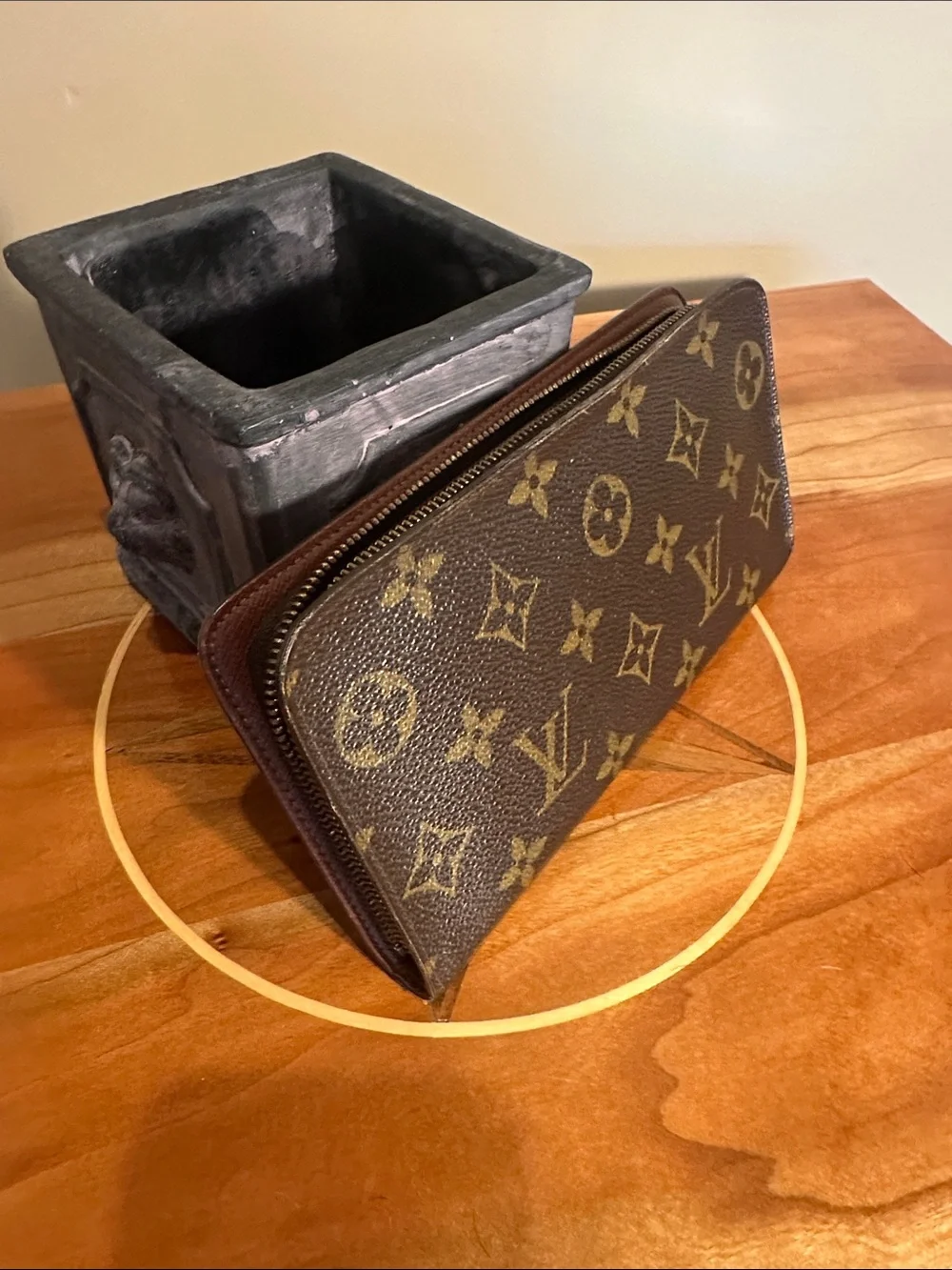 Authentic Louis Vuitton Monogram Wallet.