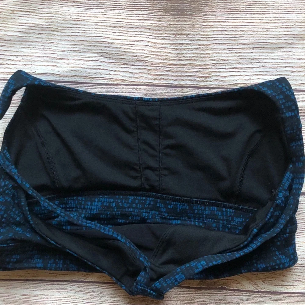 lululemon athletica size 10