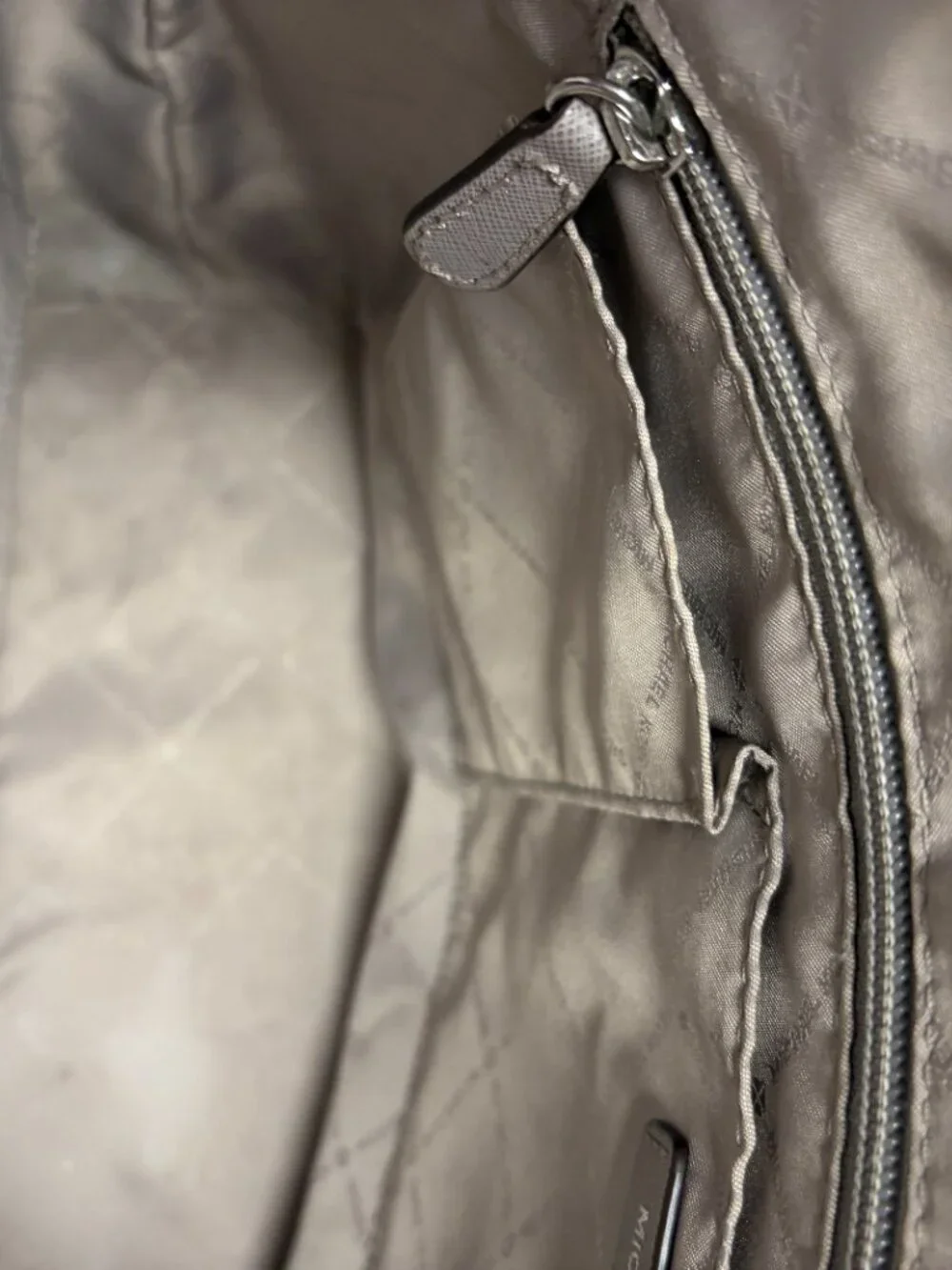Michael Kors closure interior