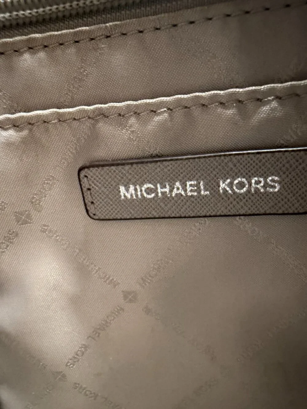 Michael Kors pearl bag no