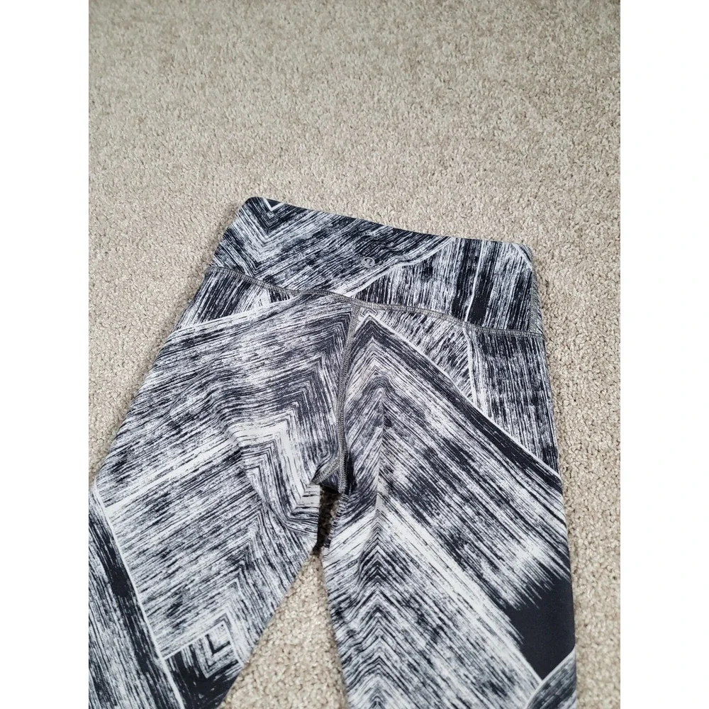 lululemon athletica item description