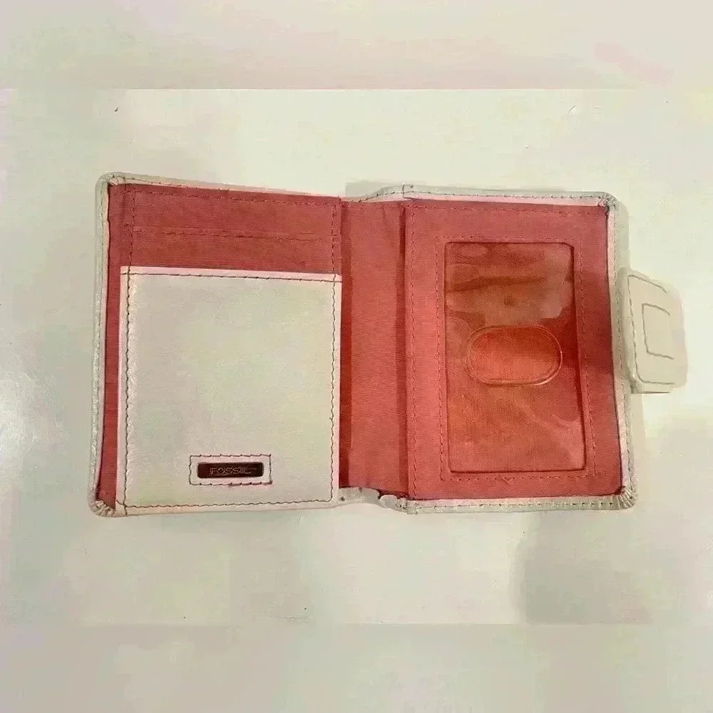 Fossil women’s logan