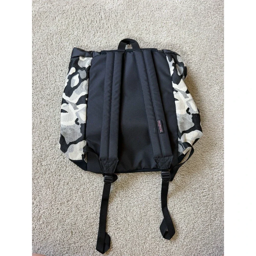 Jansport free smoke from