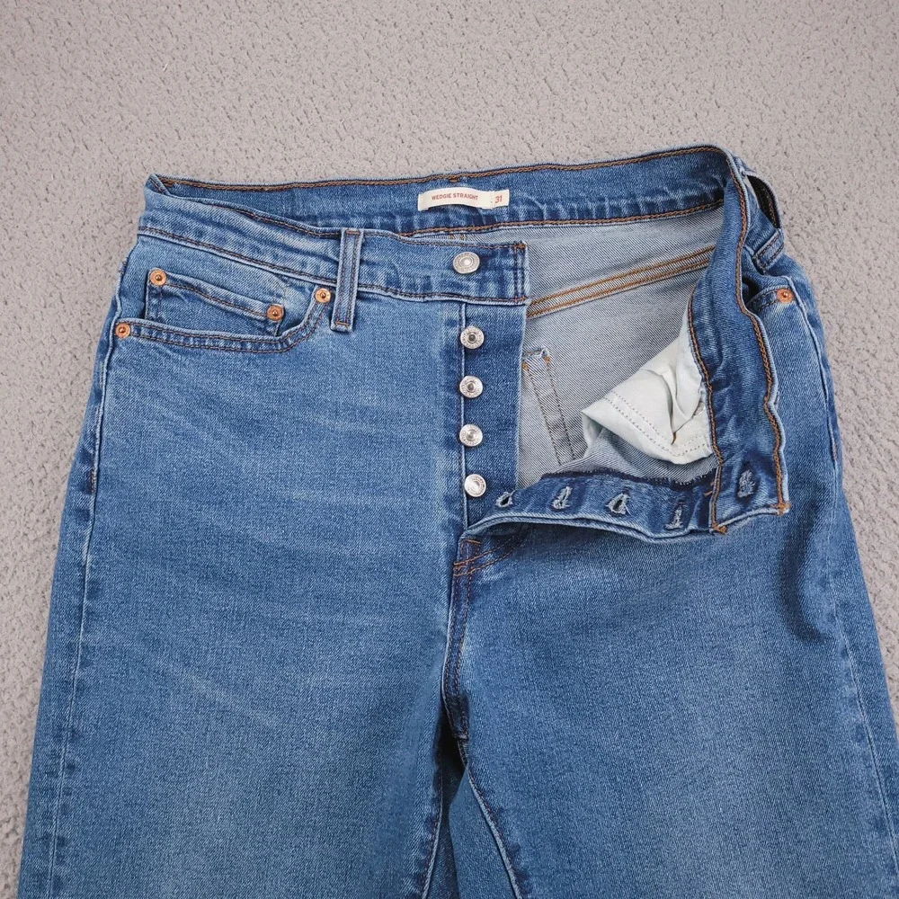 Levis levis wedgie