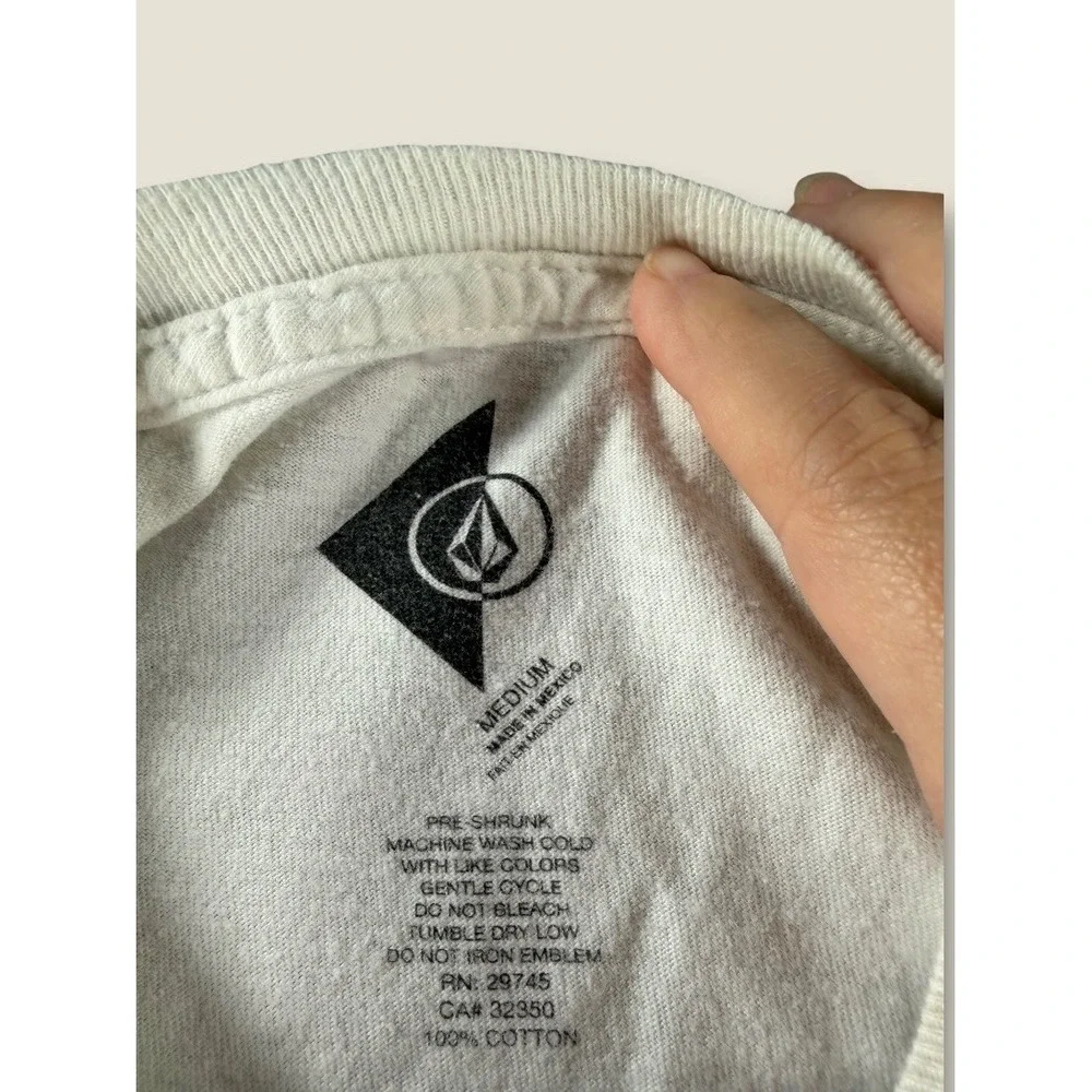 Volcom graphic shirt