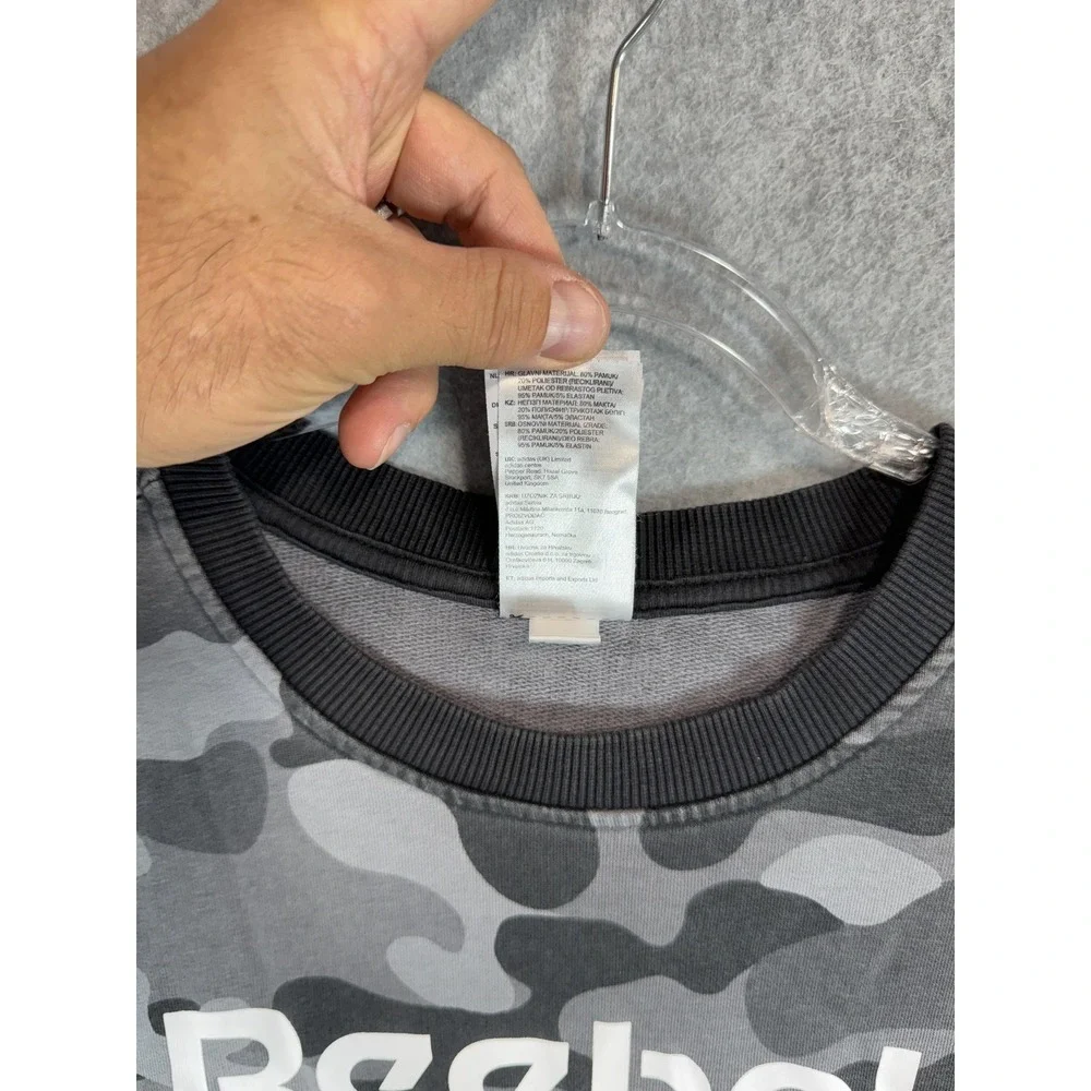 Reebok excellent no pullover