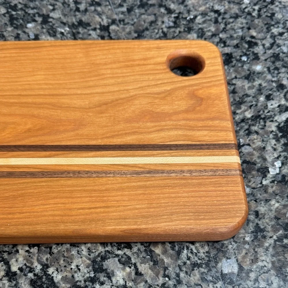 N/A elegant wooden