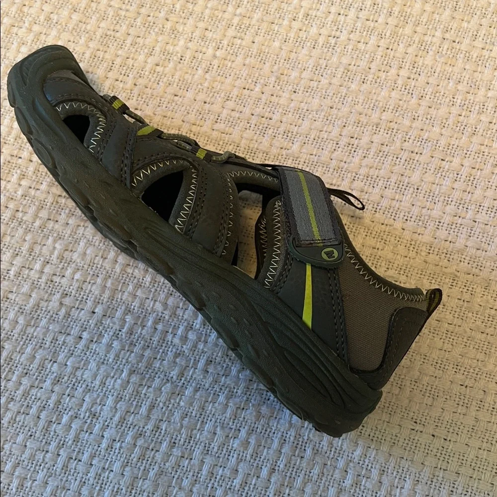 Merrell kids sports