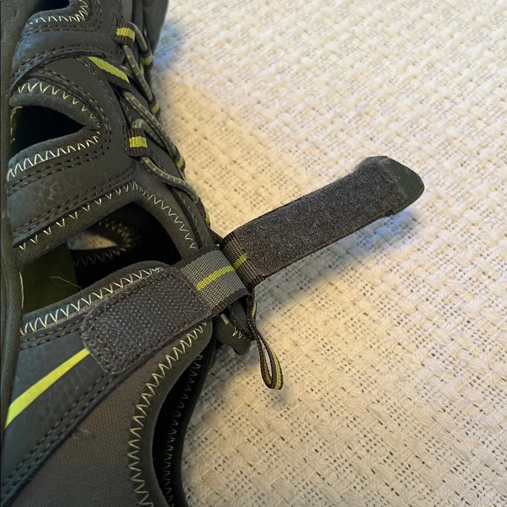 Merrell kids sports
