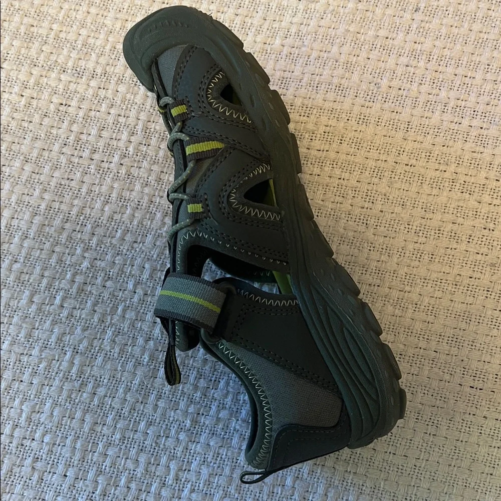 Merrell kids sports