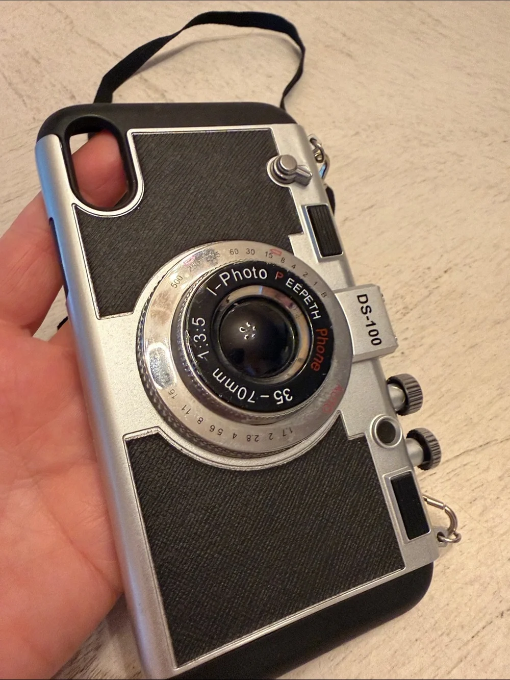 N/A stylish retro