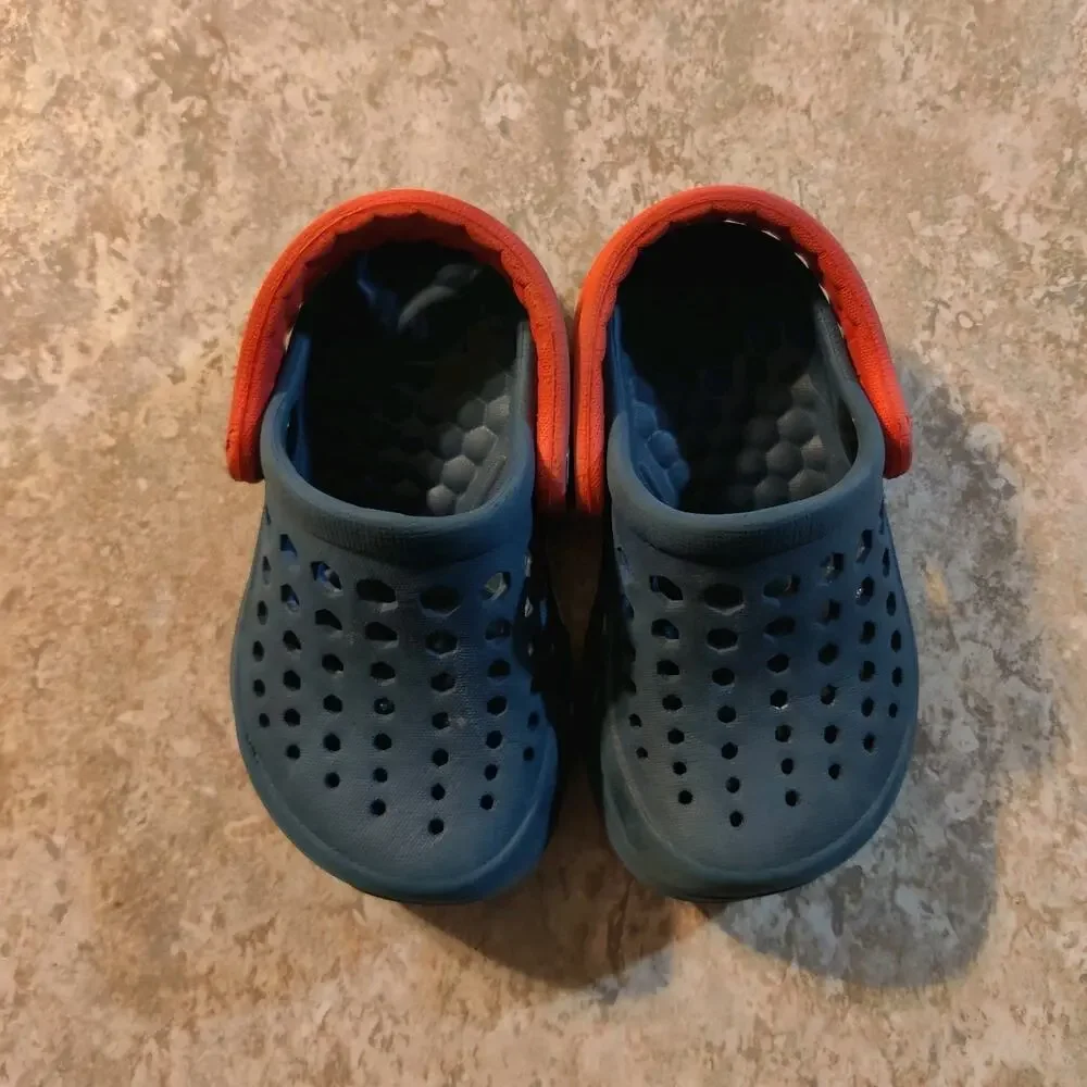 Joybees kids clogs