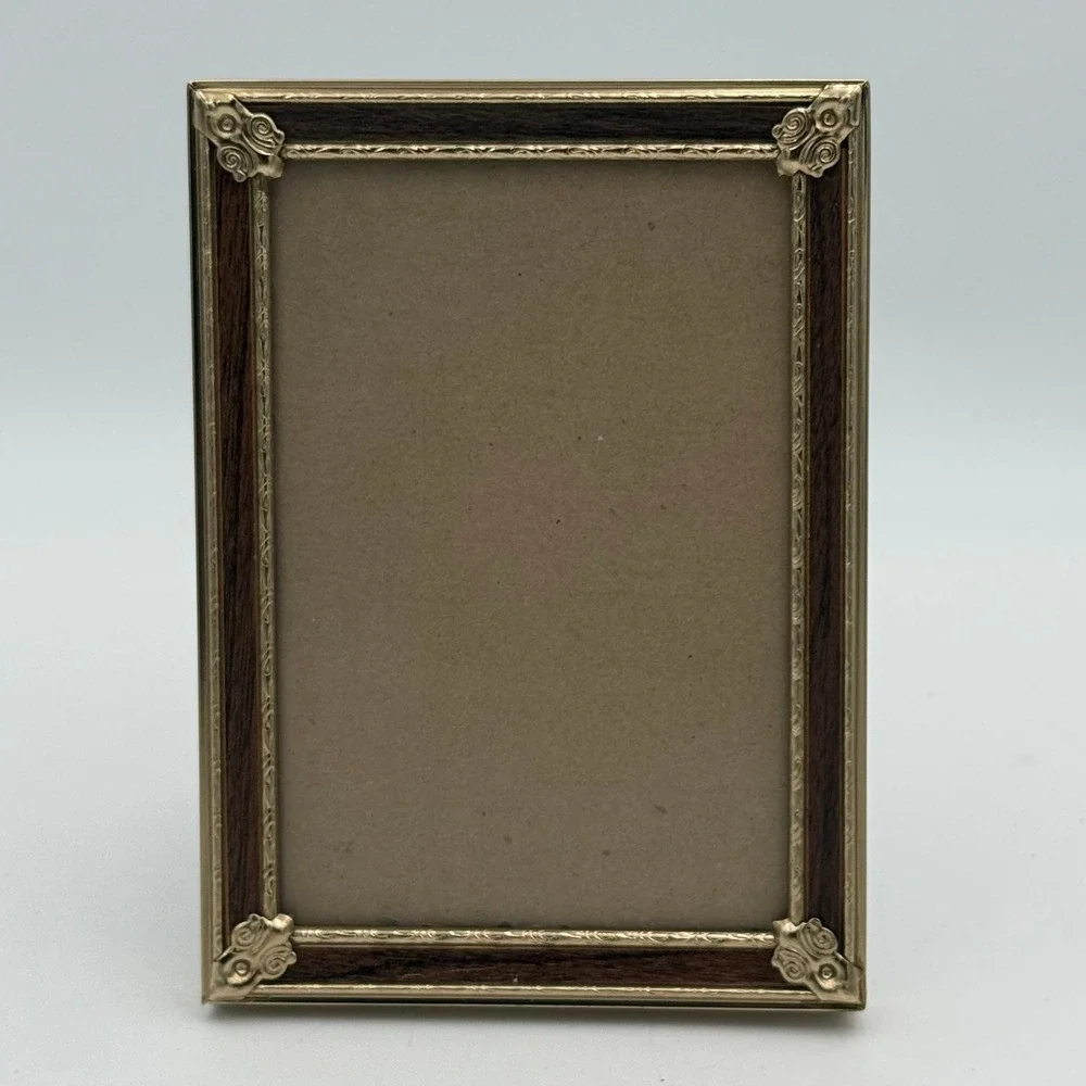 Vintage Gold Metal and Faux Wood Grain 5x7 Picture Frame Ornate Corner Scrolls