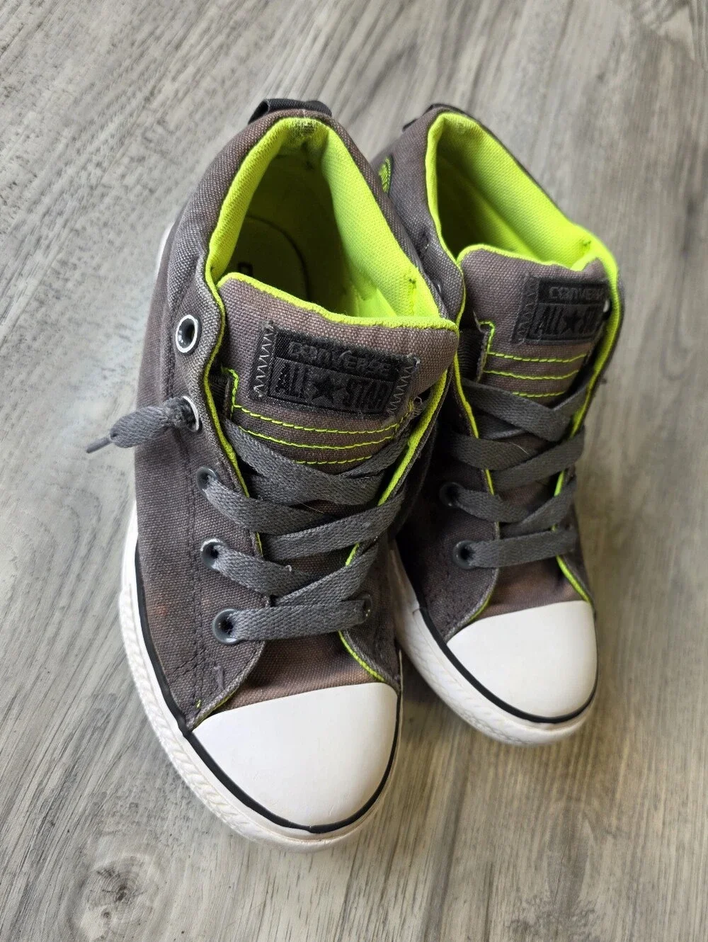 Converse Chuck Taylor All Star Kids Size 3 Gray High Top Sneakers Neon Green