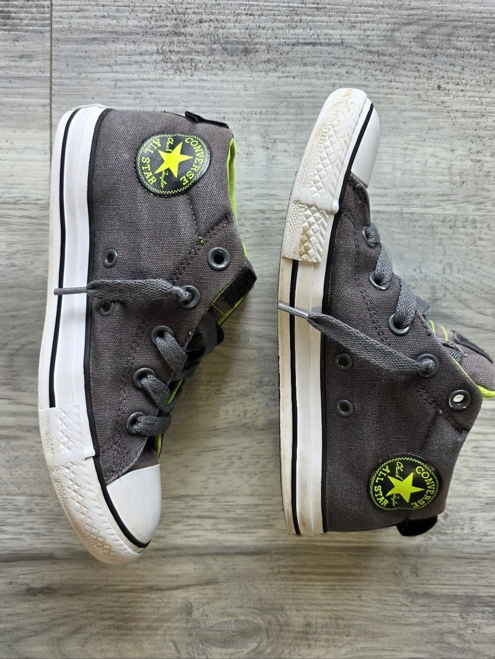 Converse brand model