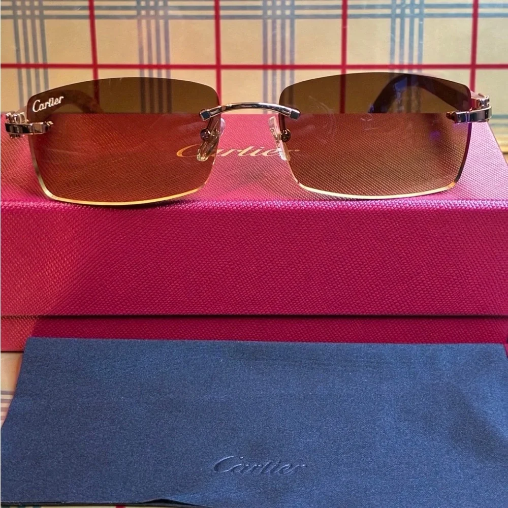 Cartier wood frame
