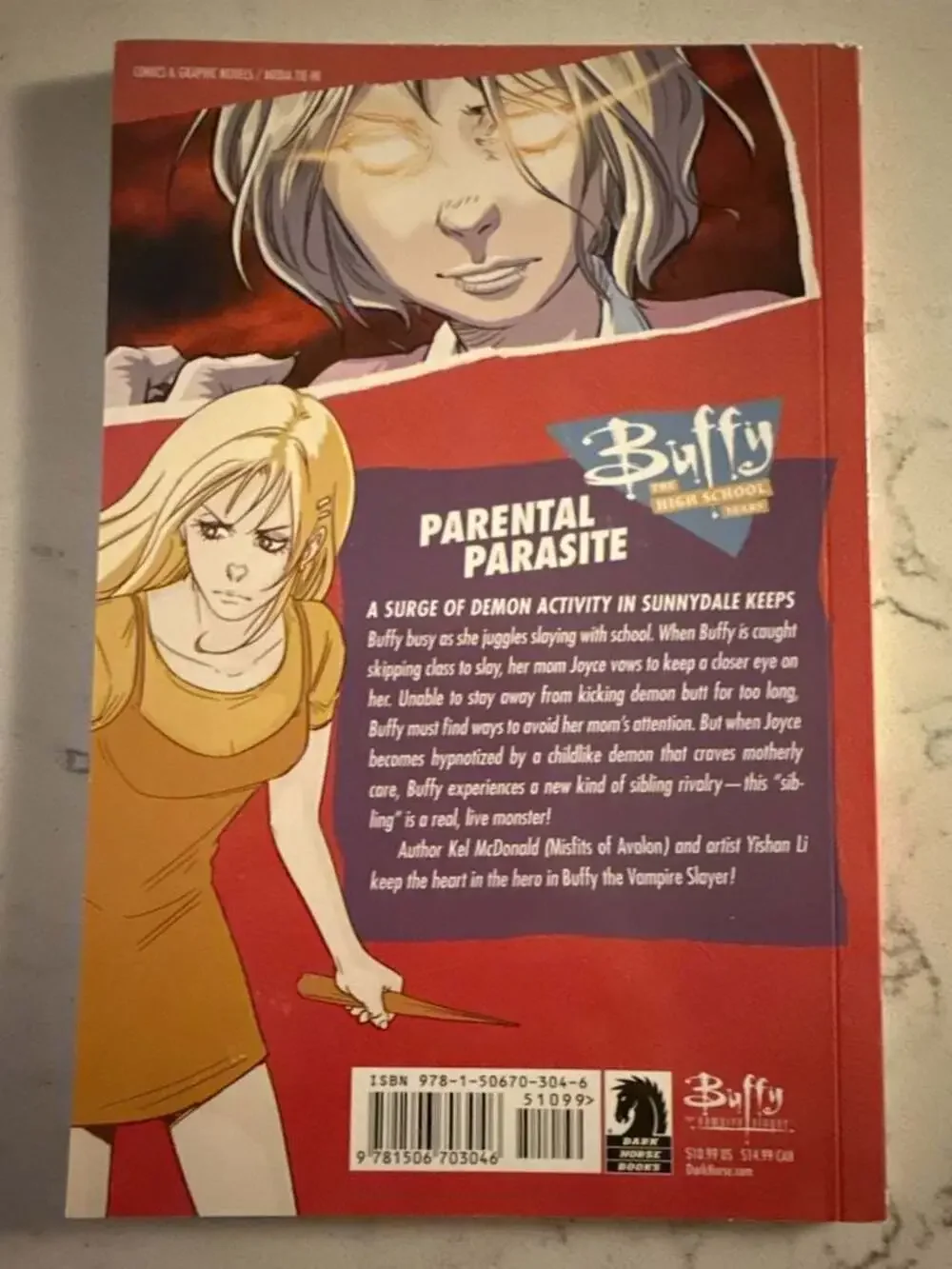 Dark Horse Books buffy vampire