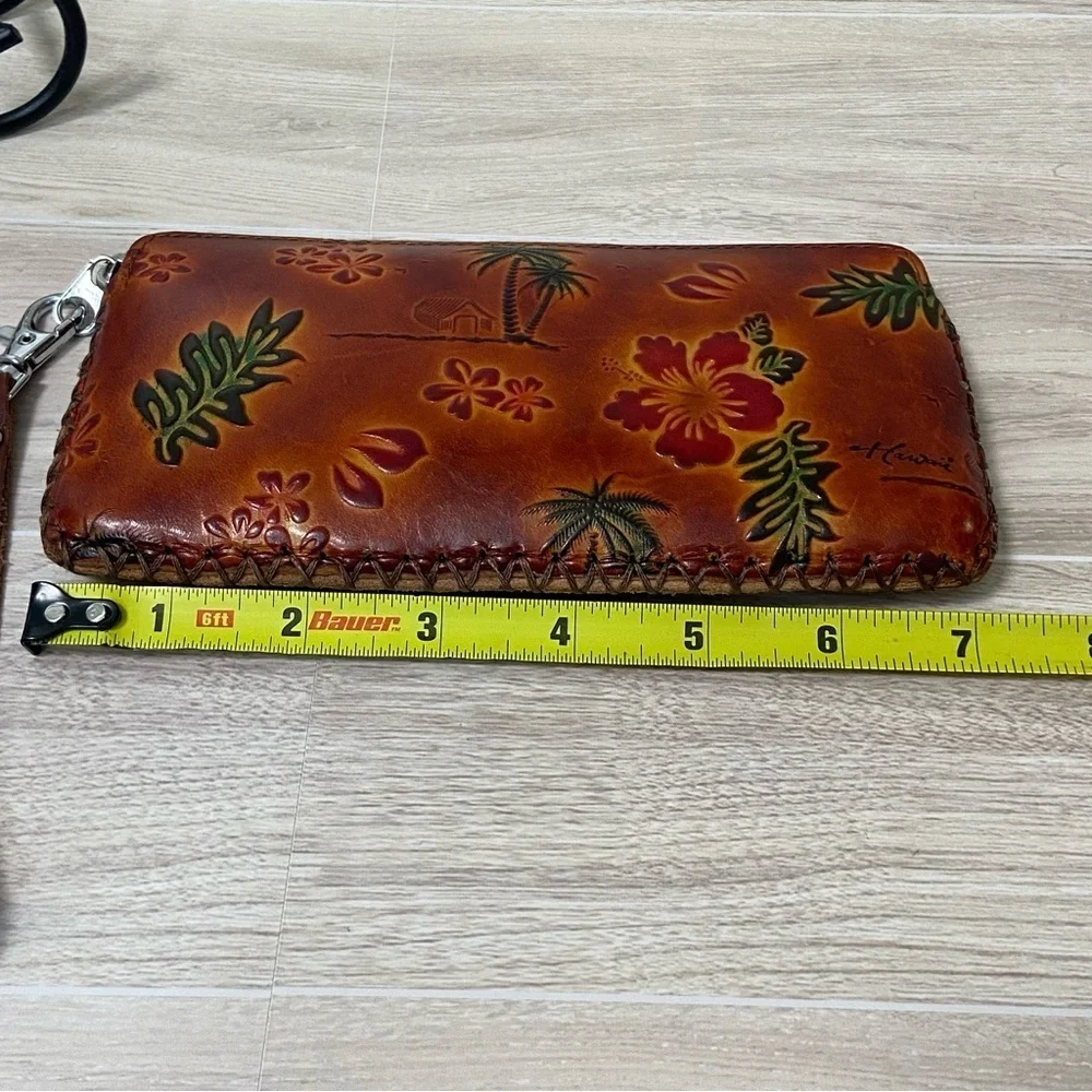 N/A measurements leather embossed