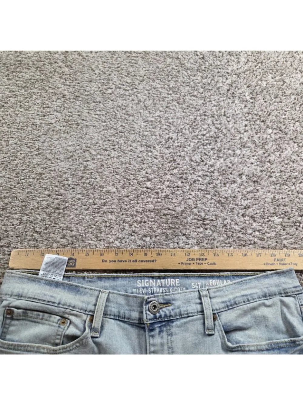 Levis has couple