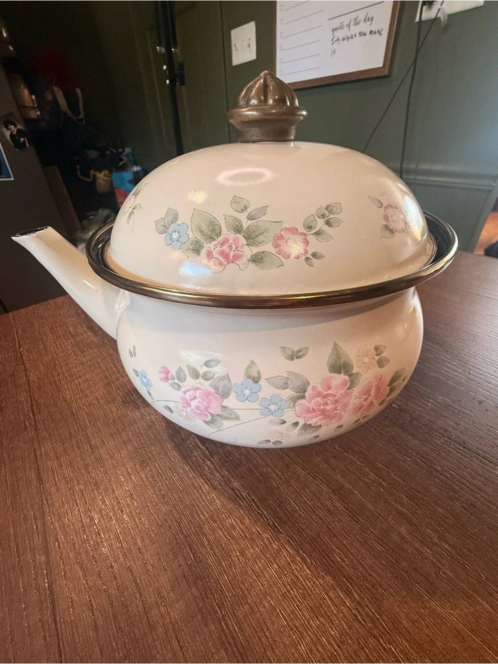Source Unknown Vintage tea kettle metal with Pink and Blue Floral Pattern