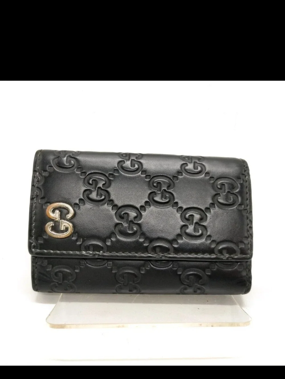 Gucci case pattern