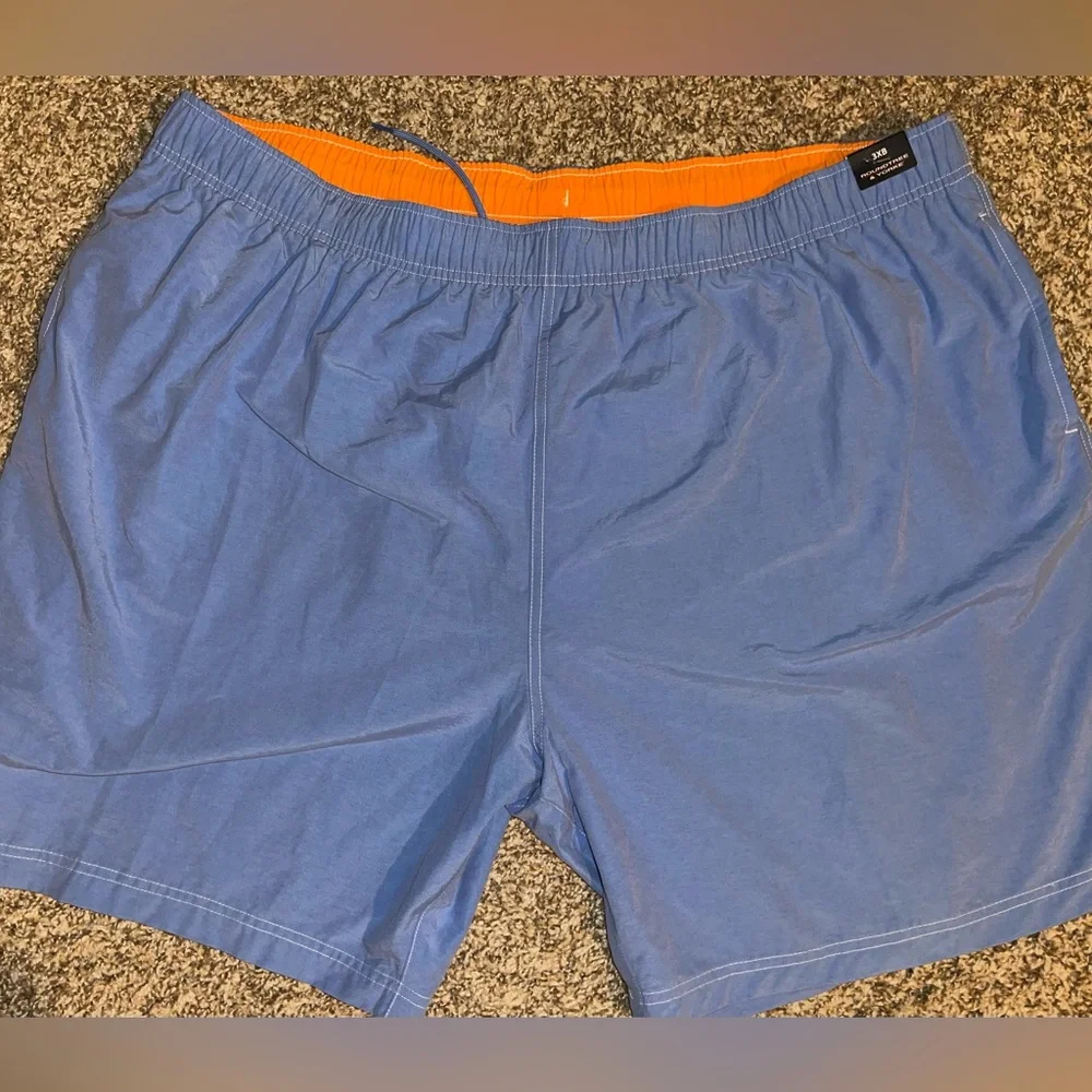 Roundtree & Yorke free closet