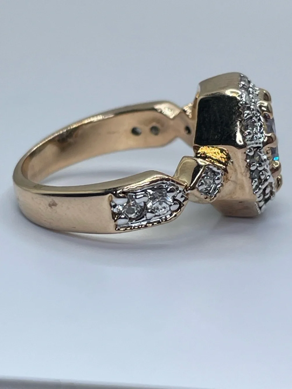 Swarovski ring this setting