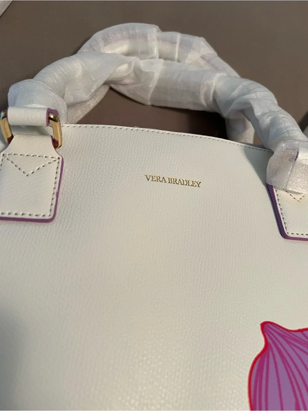 Vera Bradley handles includes