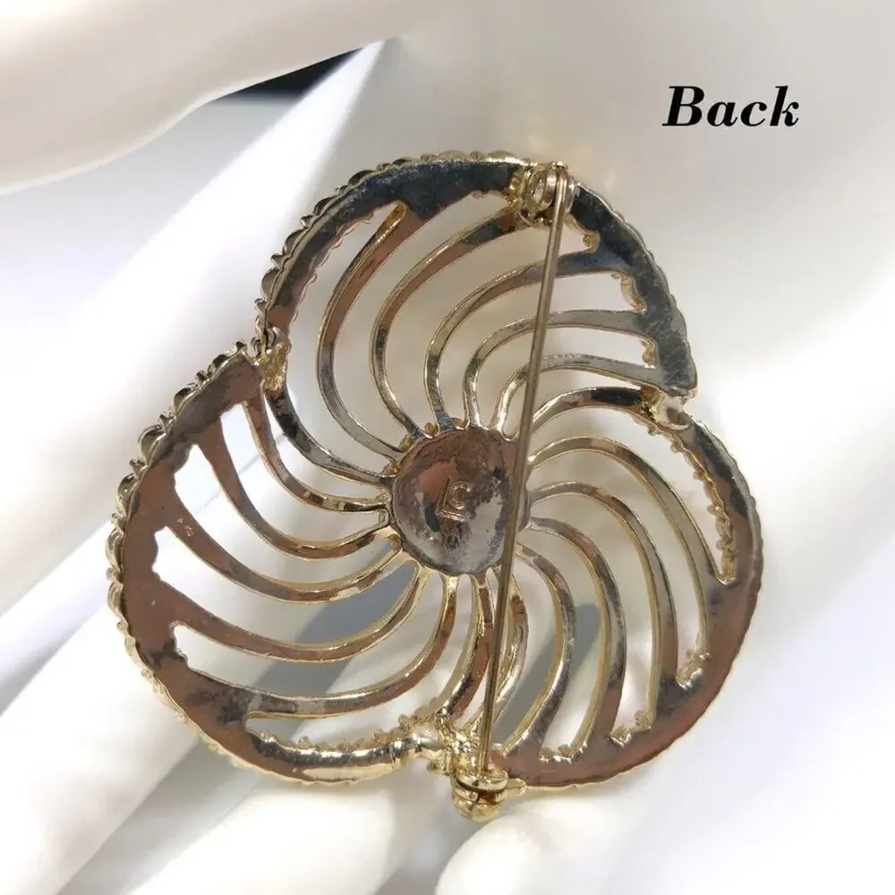 Liz Claiborne this beautiful
