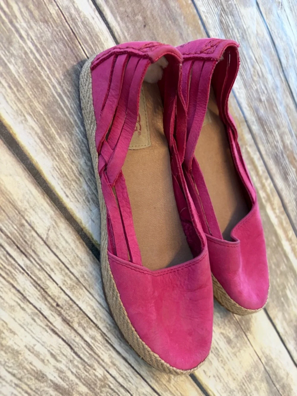 UGG stylish espadrilles