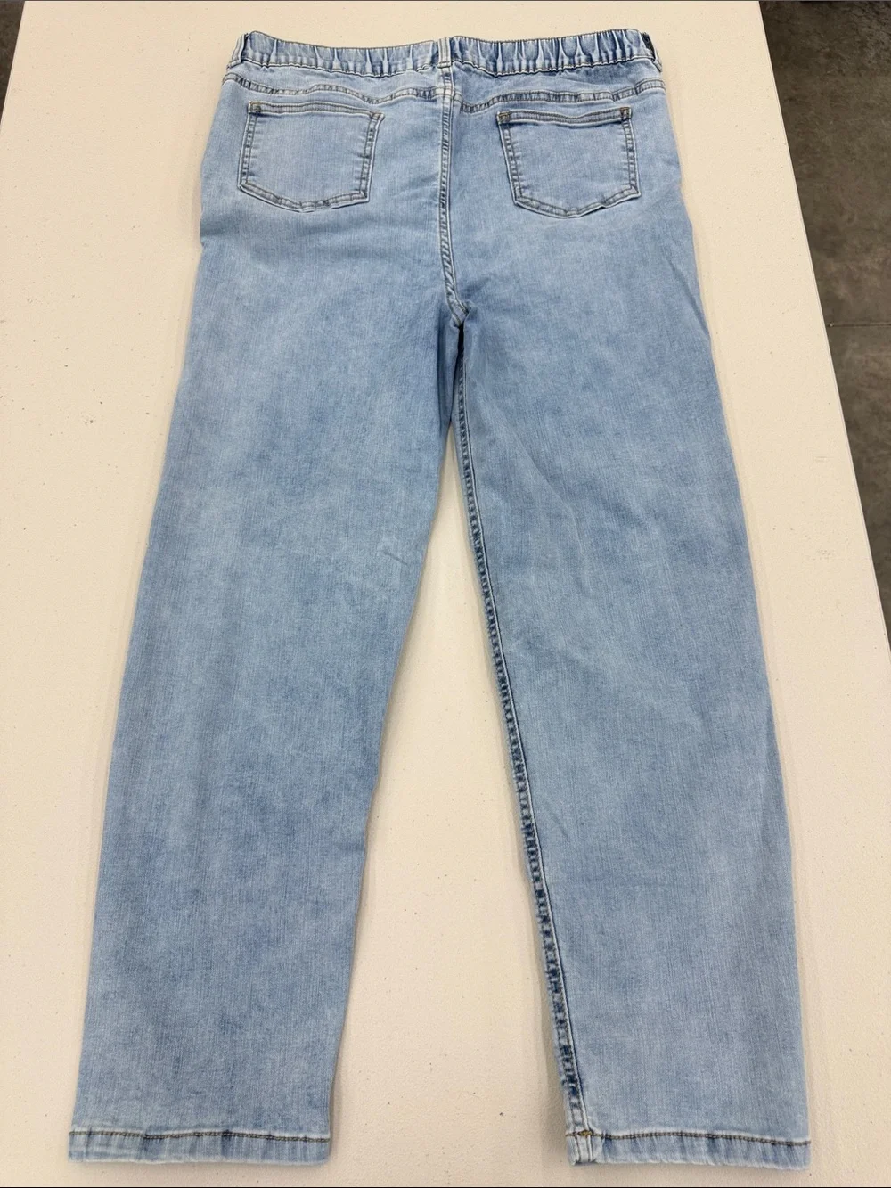 thereabouts light blue