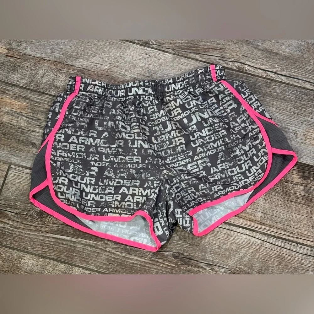 Under Armour stay active