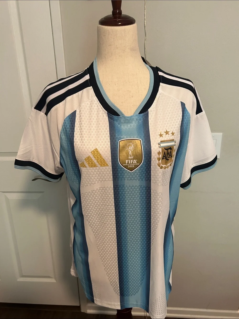 Argentina Soccer Jersey - White & Light Blue
