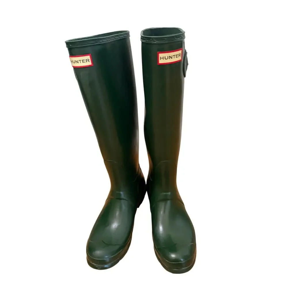Hunter handcrafted from