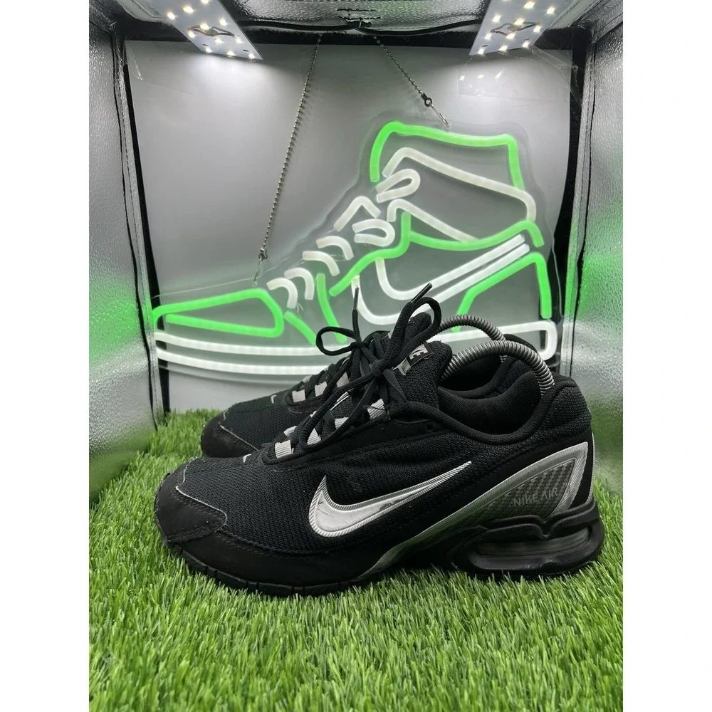 Nike Air Max Torch‎ 3 Sneakers Men's Size 7.5 Black/Silver Shoes 319116-011