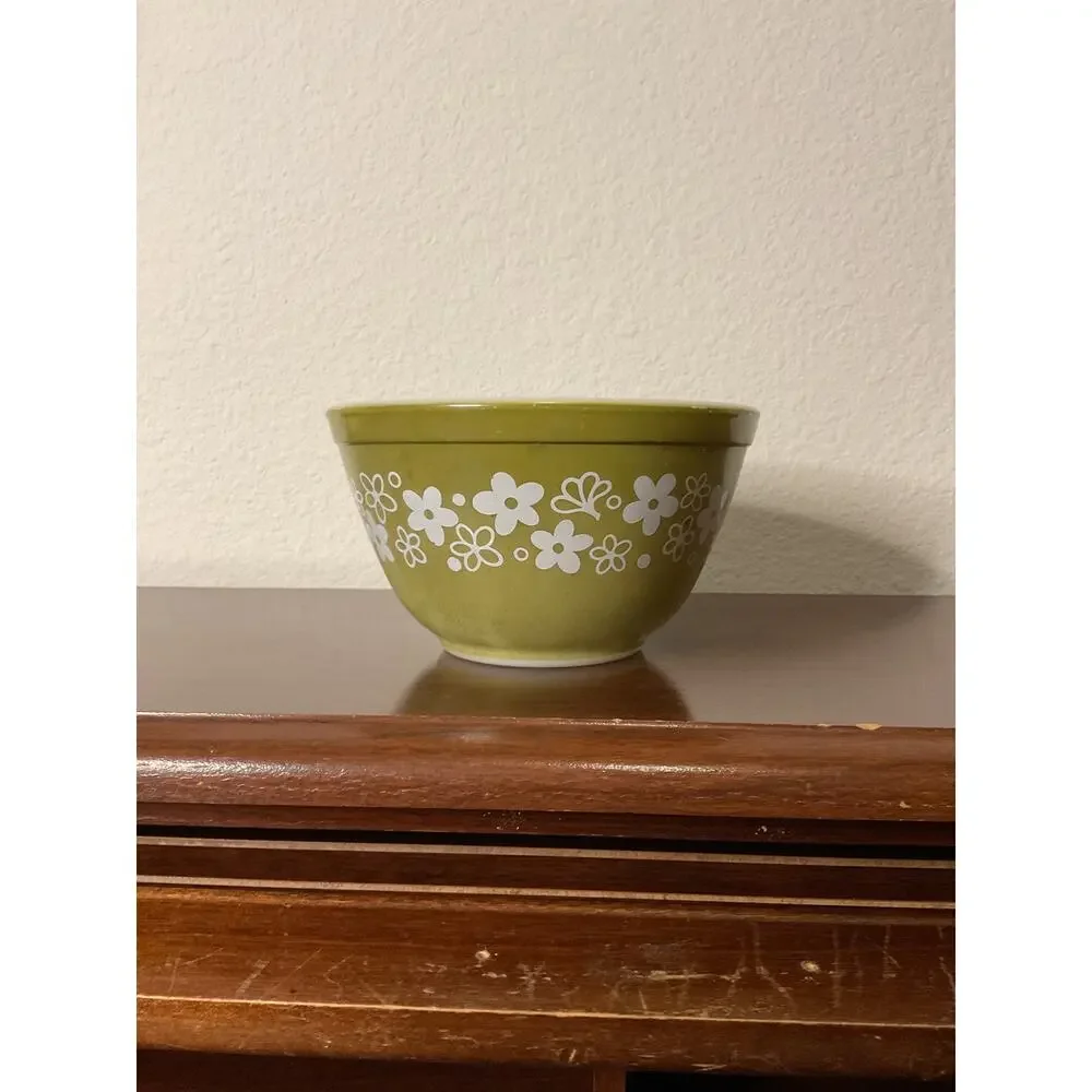 Pyrex vintage spring