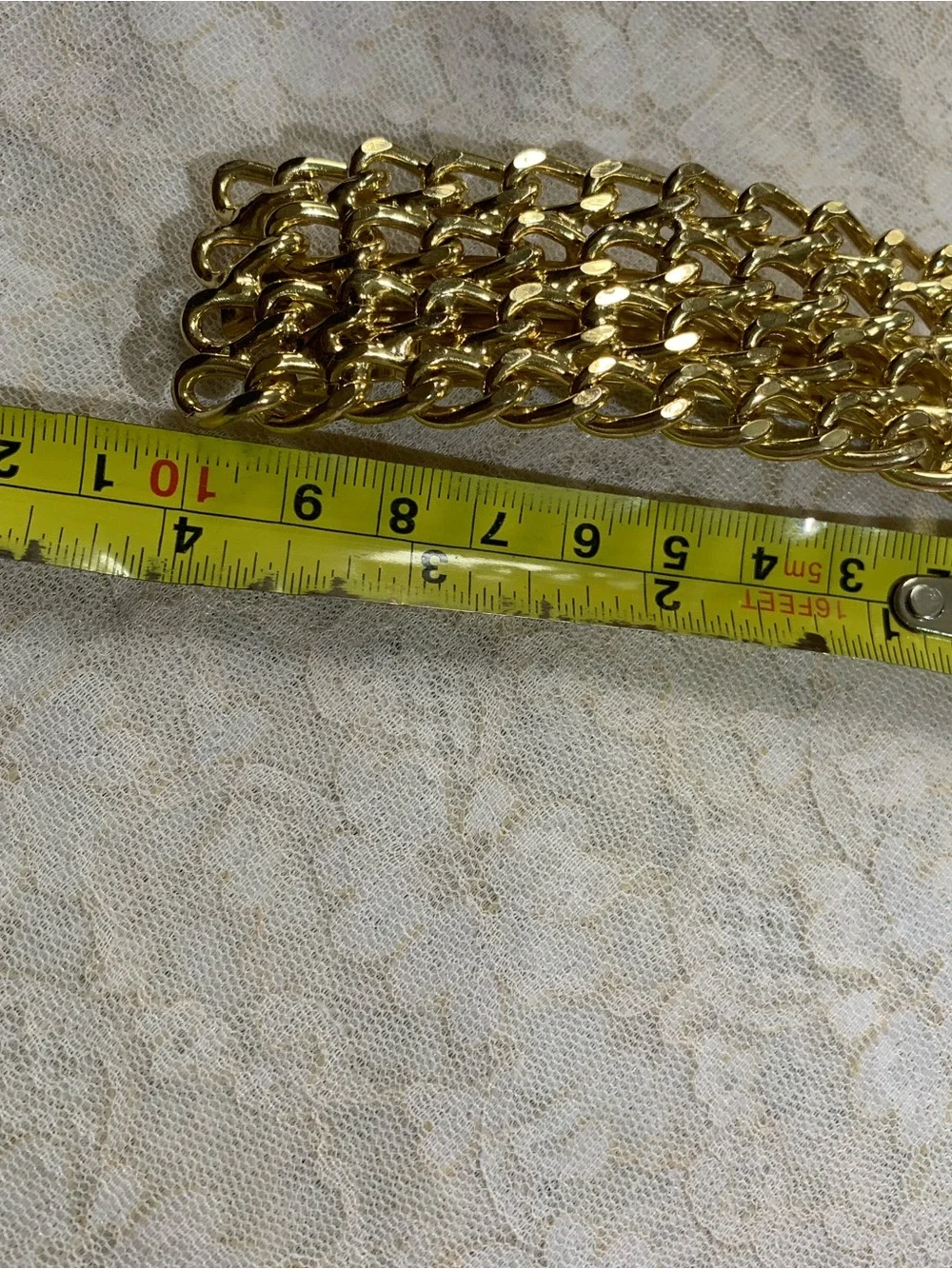 N/A gold chain
