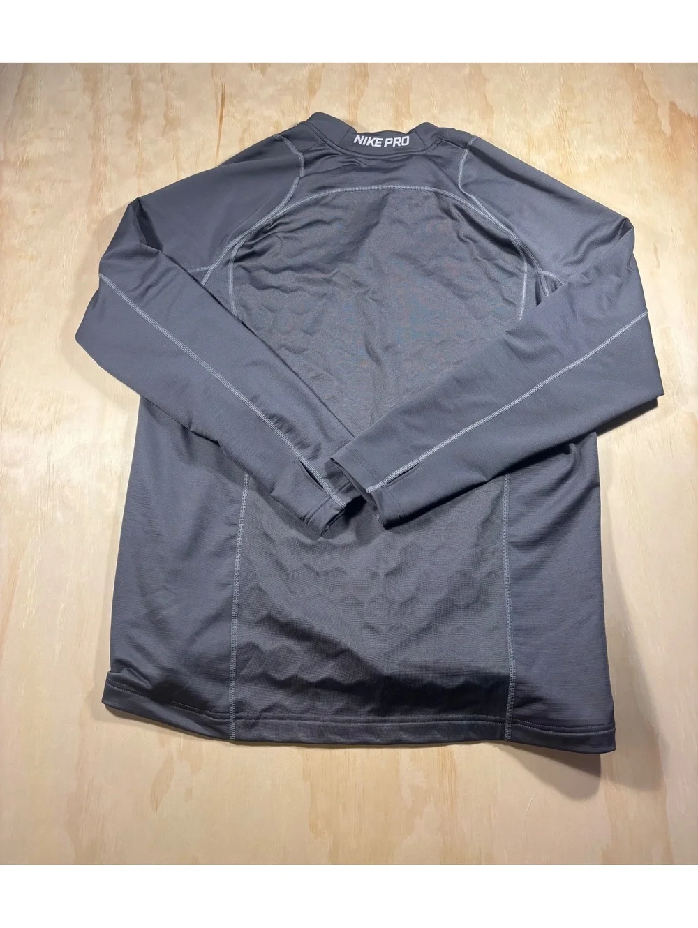 Nike color closure running