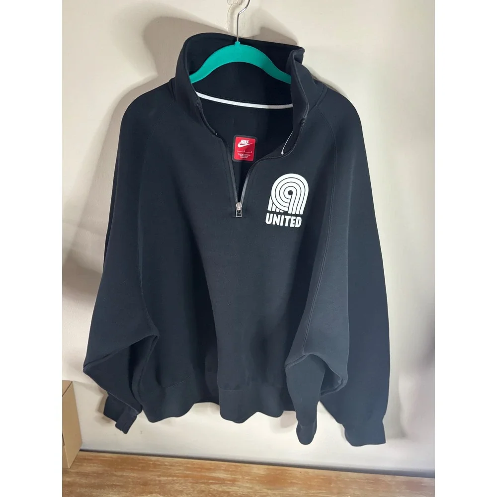 Nike Sportswear United Quarter Zip Sweatshirt‎ Black FN3399-010 Mens Large