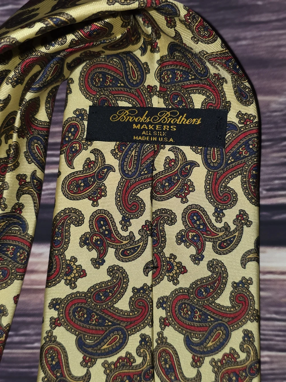 Brooks Brothers label paisley