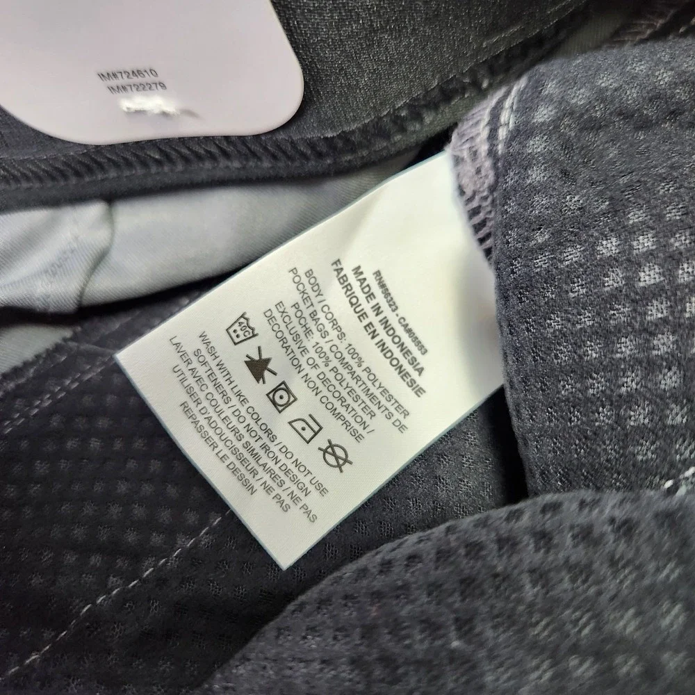 Nike new tags