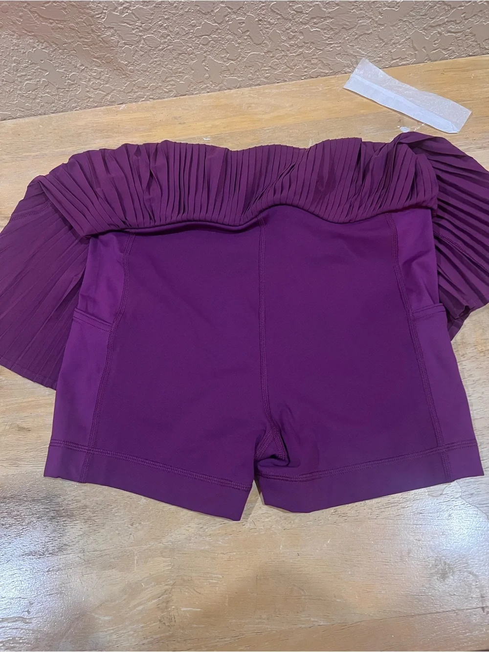 lululemon athletica pleated skater