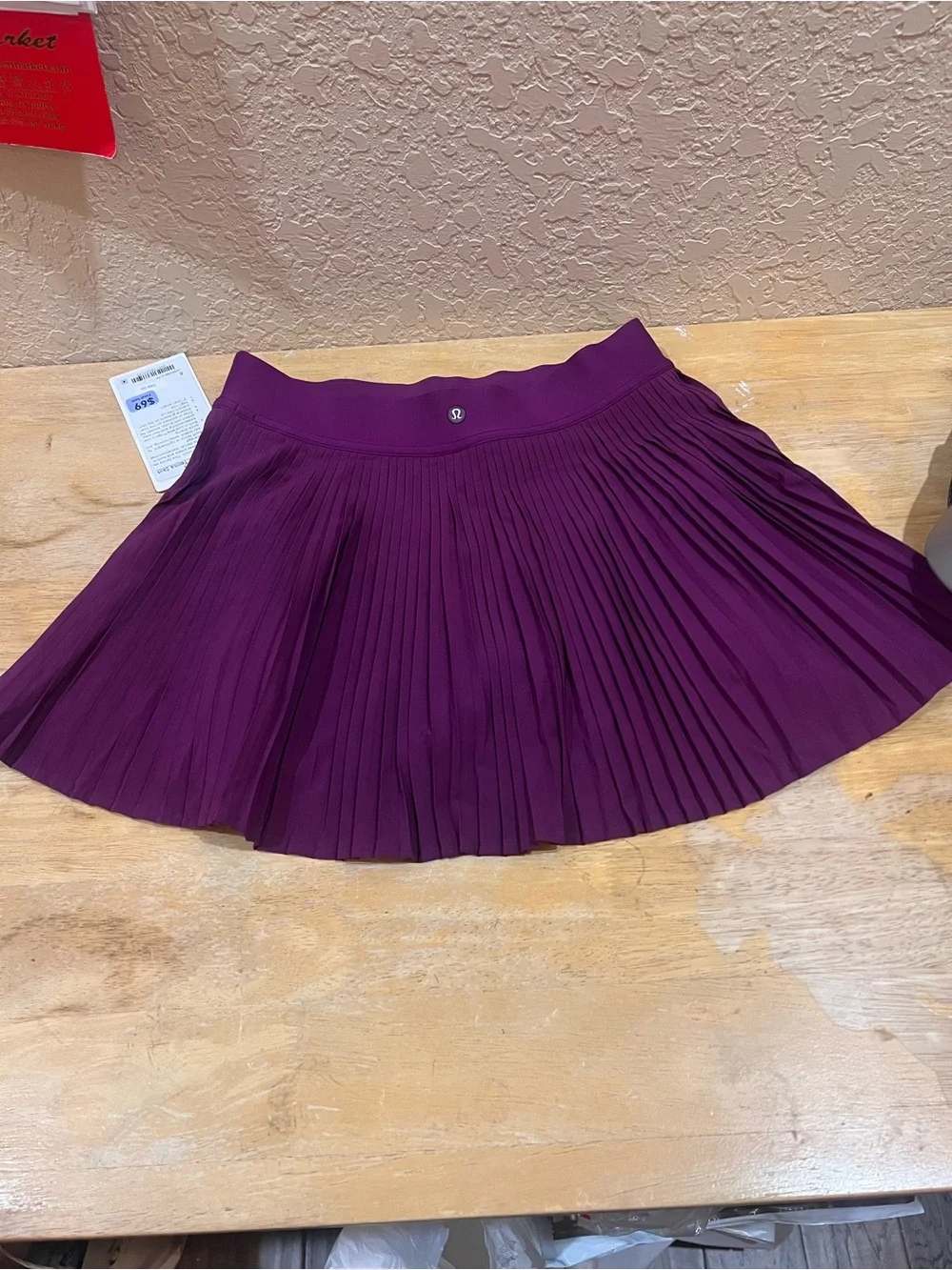 lululemon athletica pleated skater